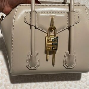 Givenchy ANTIGONA MINI LOCK BAG